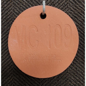 MC109 - Gator Tooth Red CONE 06-2 (Alligator)